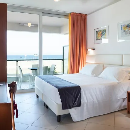 Ascot Fronte Mare شقة ريميني