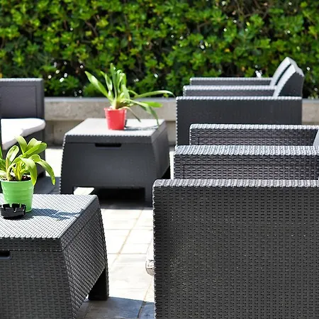 Appartamento Ascot Fronte Mare & *